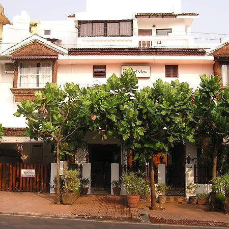 Zuariview Guest House Dona Paula Exterior photo